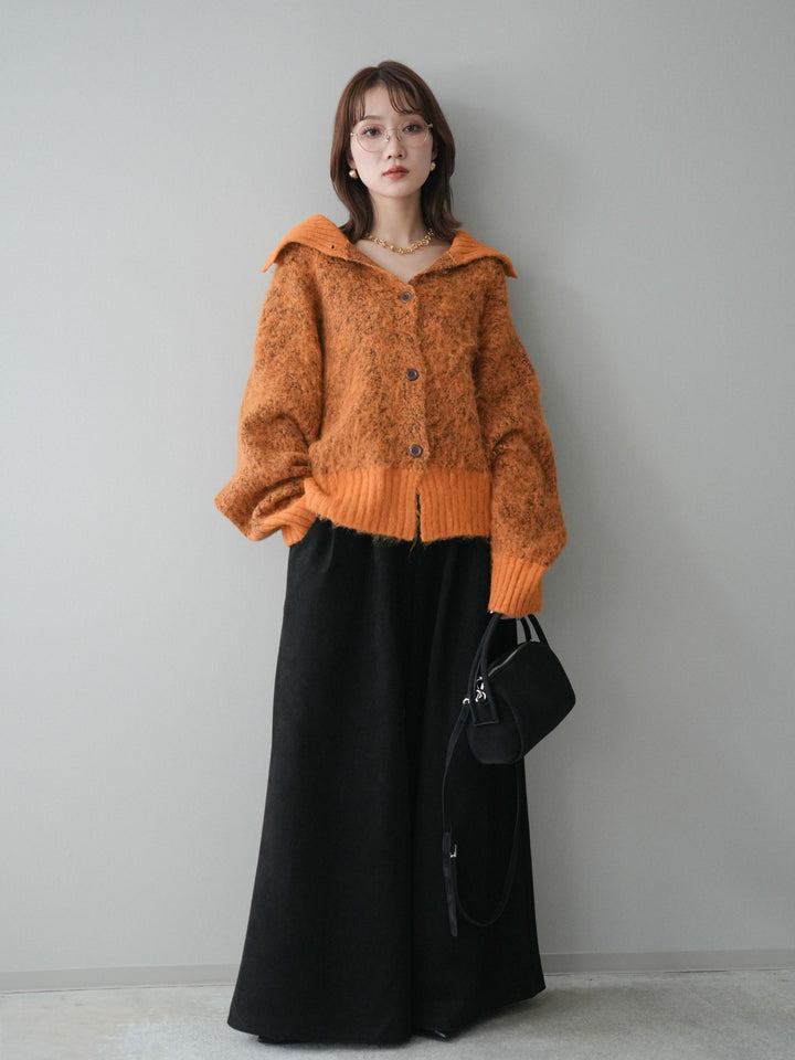 [予約]モチーフベルト付スエードタックワイドパンツ/black