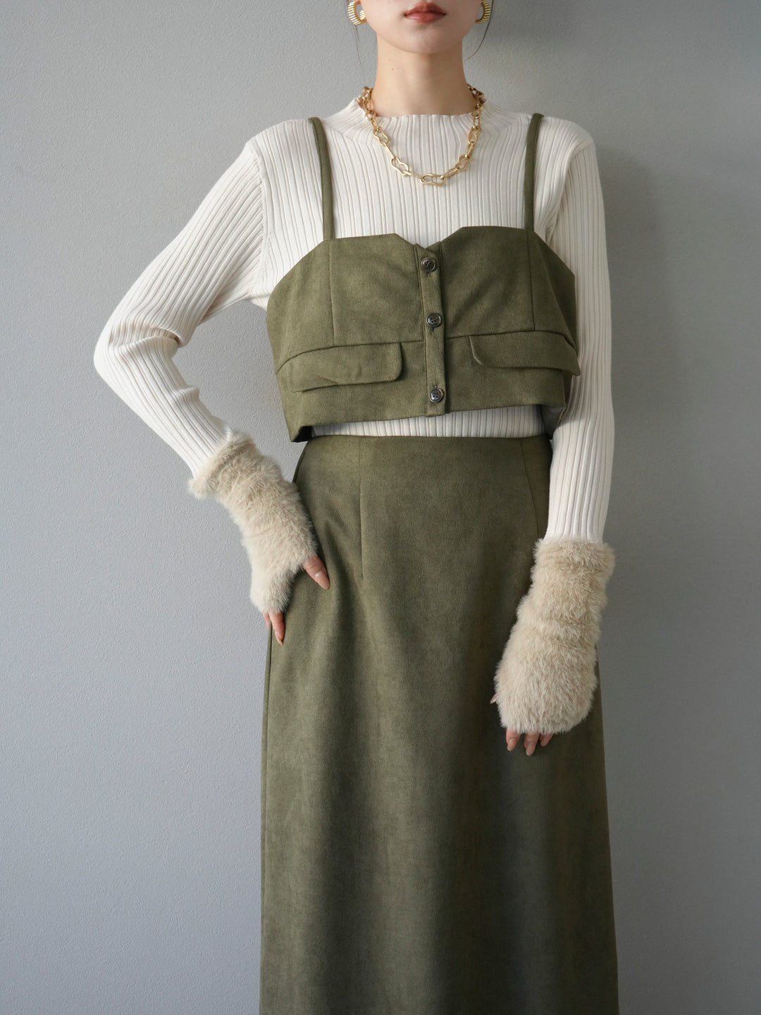 [予約]スウェードビスチェ/カーキ