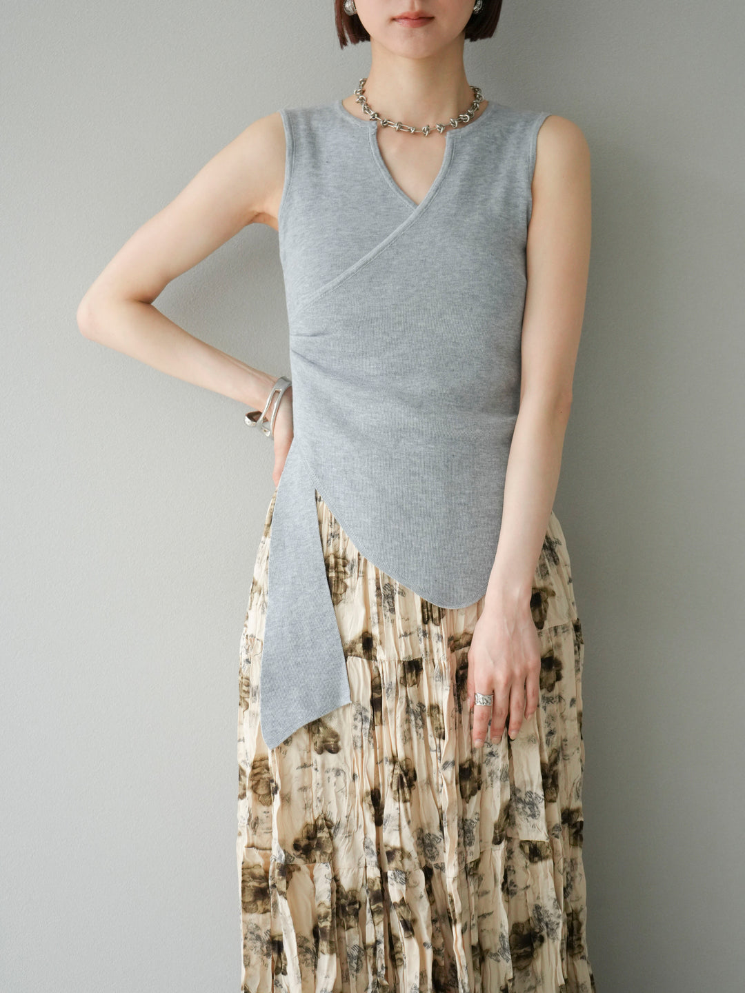 【預購】Cache-Coeur 無袖針織上衣/灰色