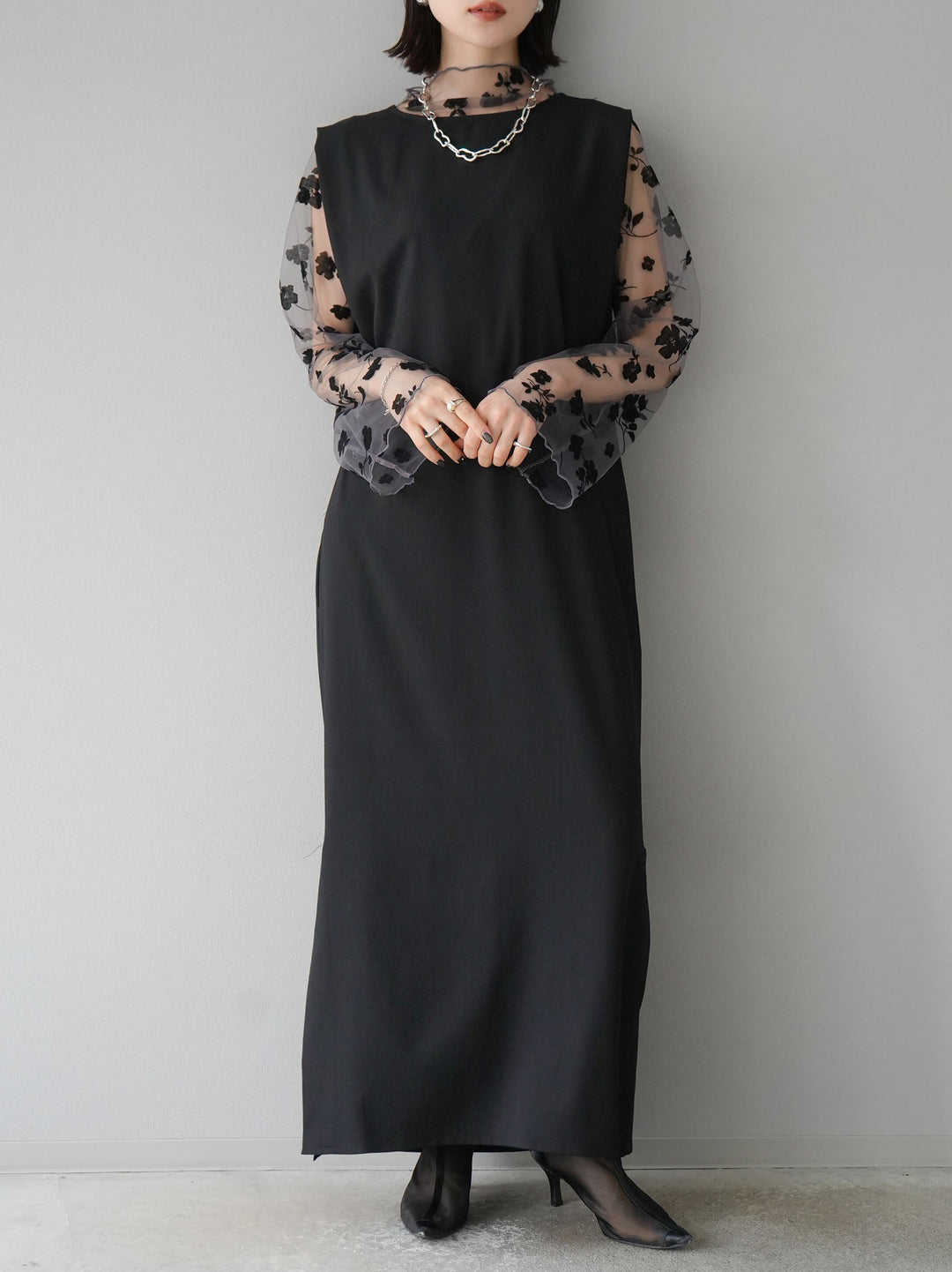 予約]バックドレープワンピース/ブラック – Lumier 