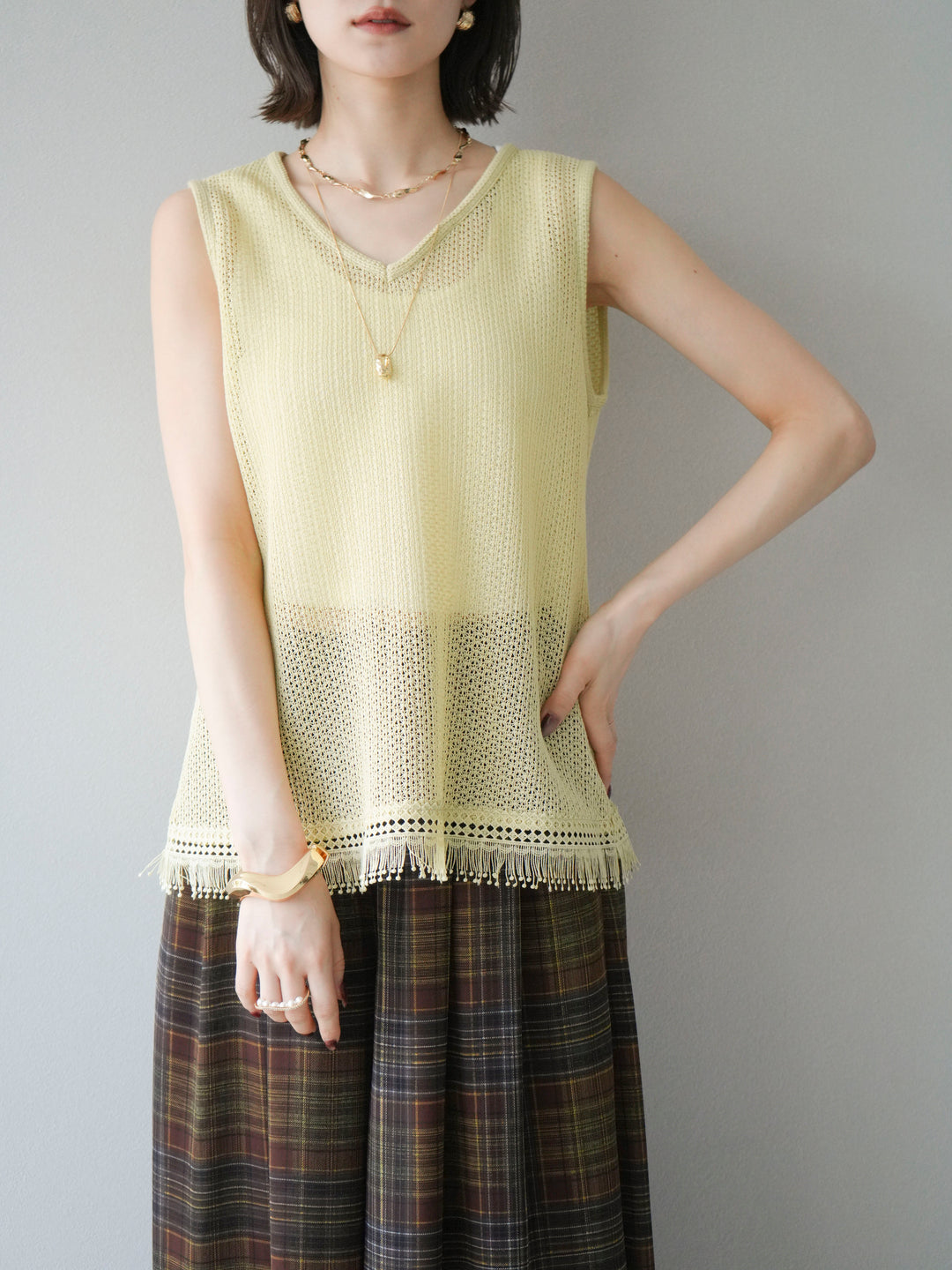 [予約]裾フリンジVネックニットタンクトップアンサンブル/イエロー