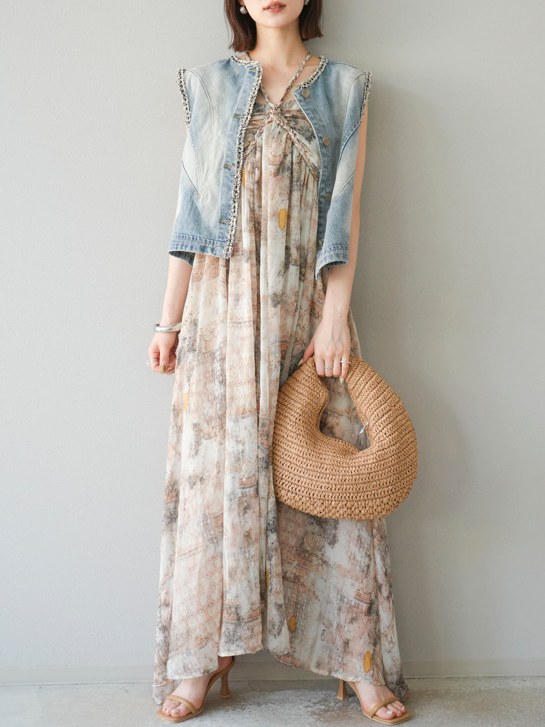 [予約]編み込みショルダーニュアンス柄シフォンワンピース/ベージュ