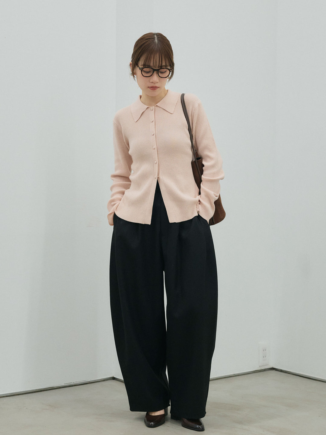 [予約]くるみボタンポロリブニットトップス/pink