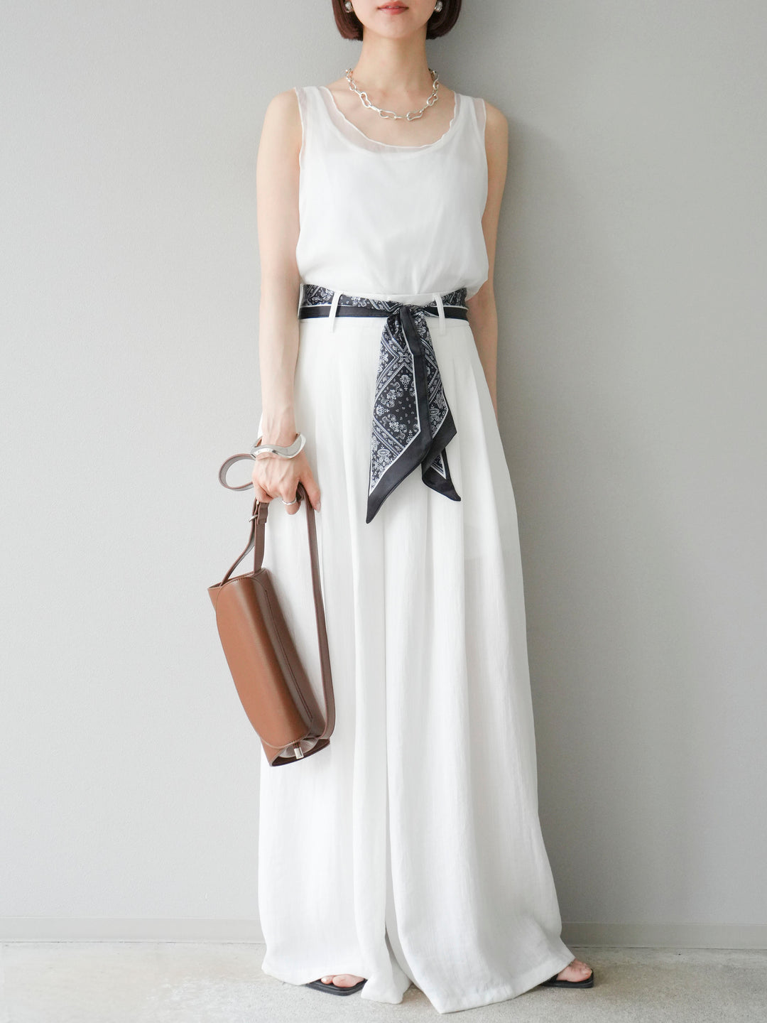 [予約]スカーフベルト付3タックワイドパンツ/オフ