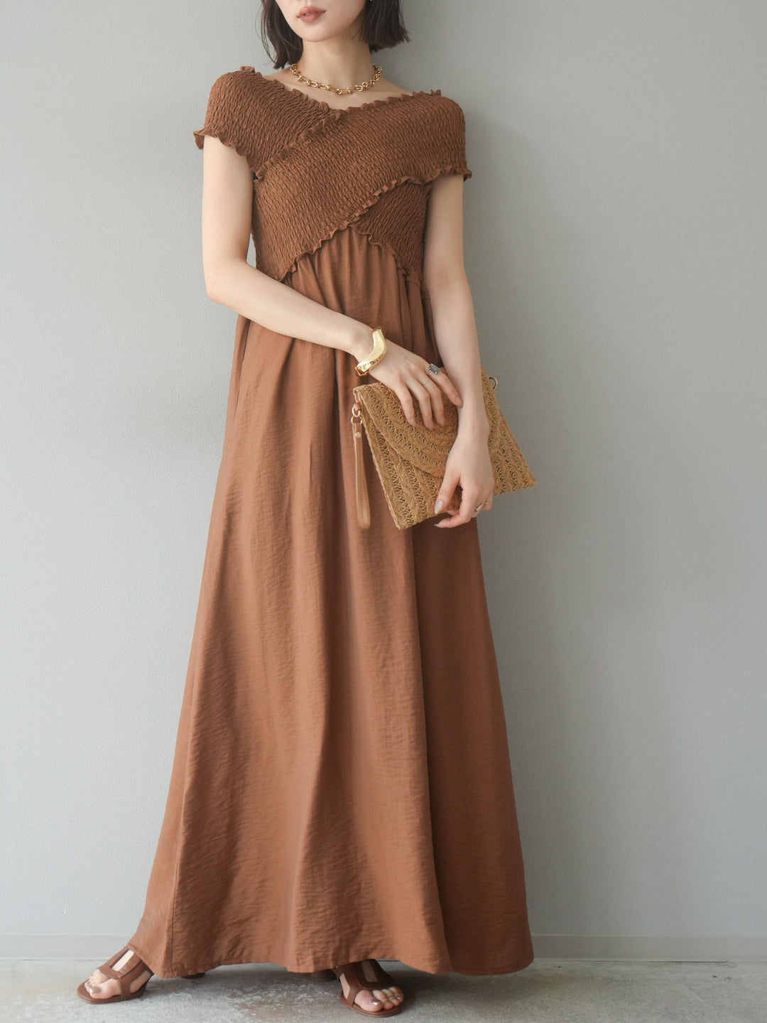 [予約]シャーリングクロスワンピース/ブラウン