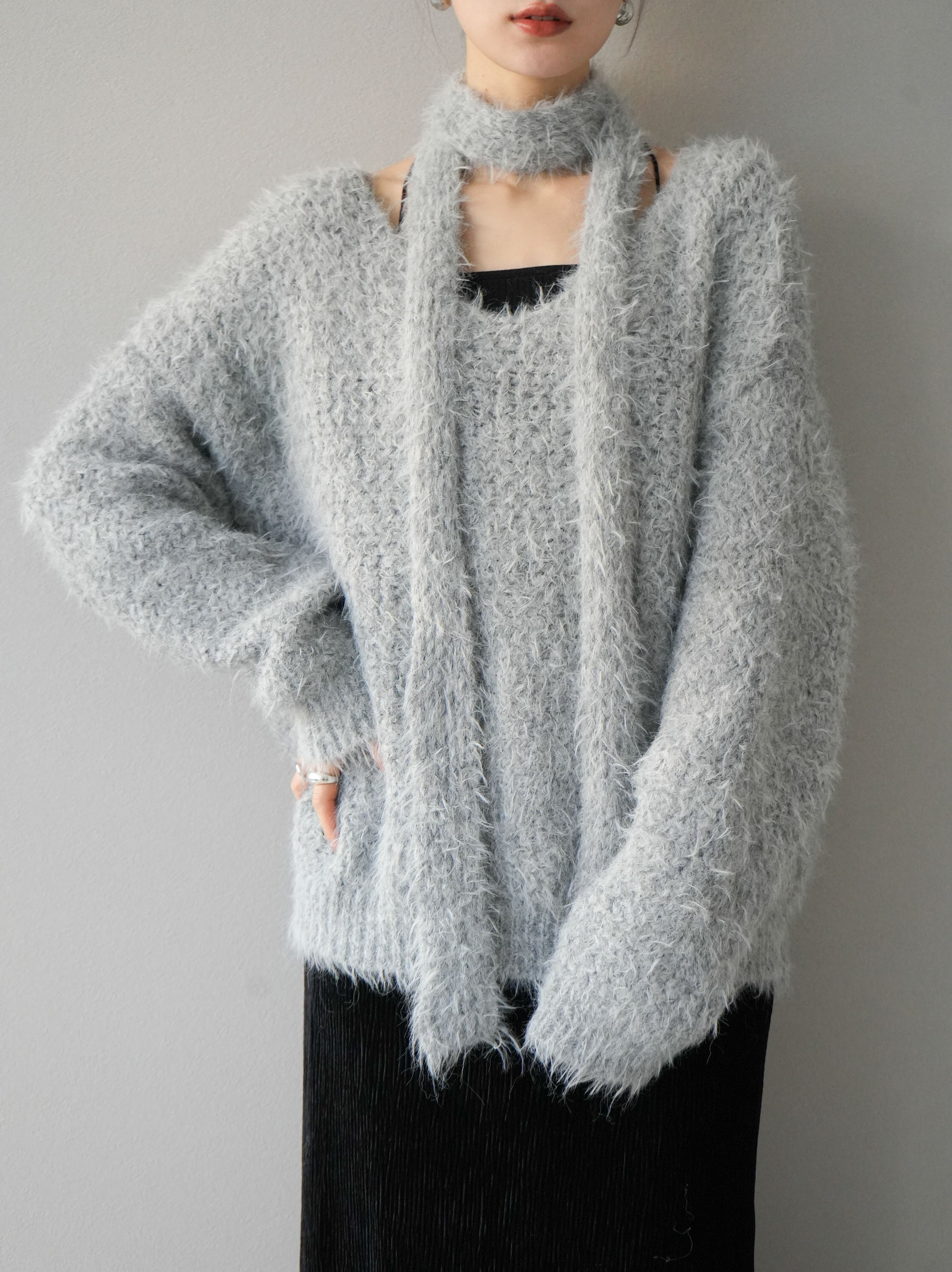 予約]ストール付ミックスヤーンシャギーニット/グレー – Lumier
