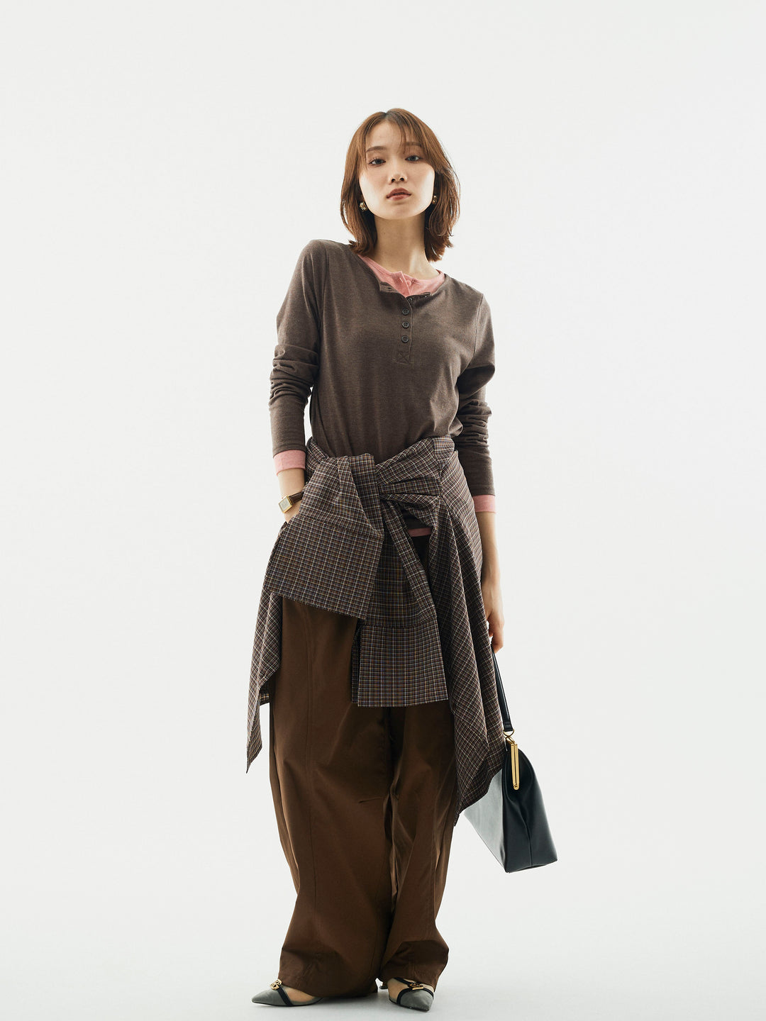 [予約]配色レイヤードヘンリーネックトップス/ブラウン