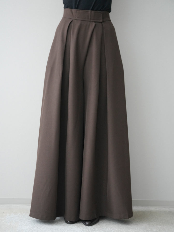 [予約]テープベルトタックバギーパンツ/brown