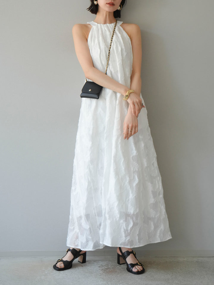 【預購】提花掛脖洋裝/白色