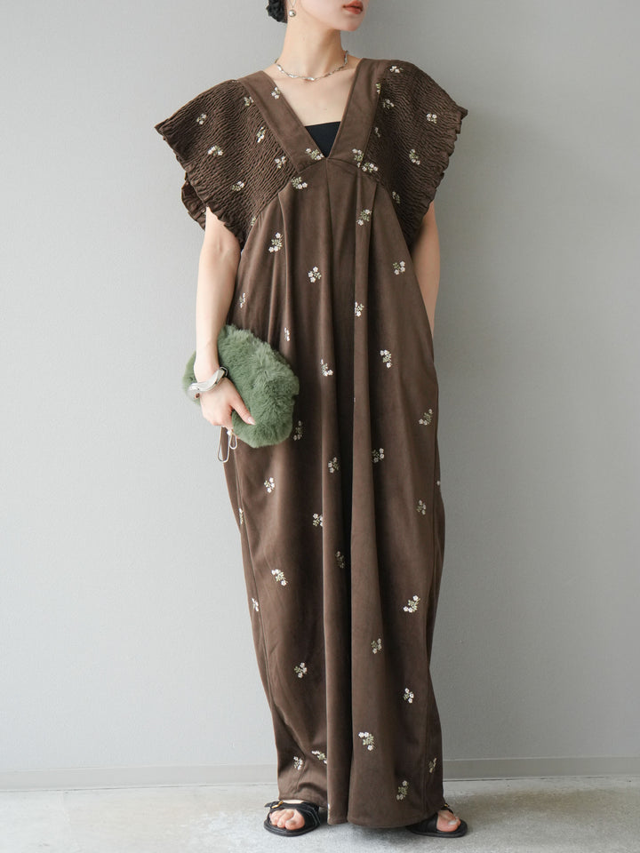 [予約]ベロアフラワー刺繍シャーリングサロペット/ブラウン