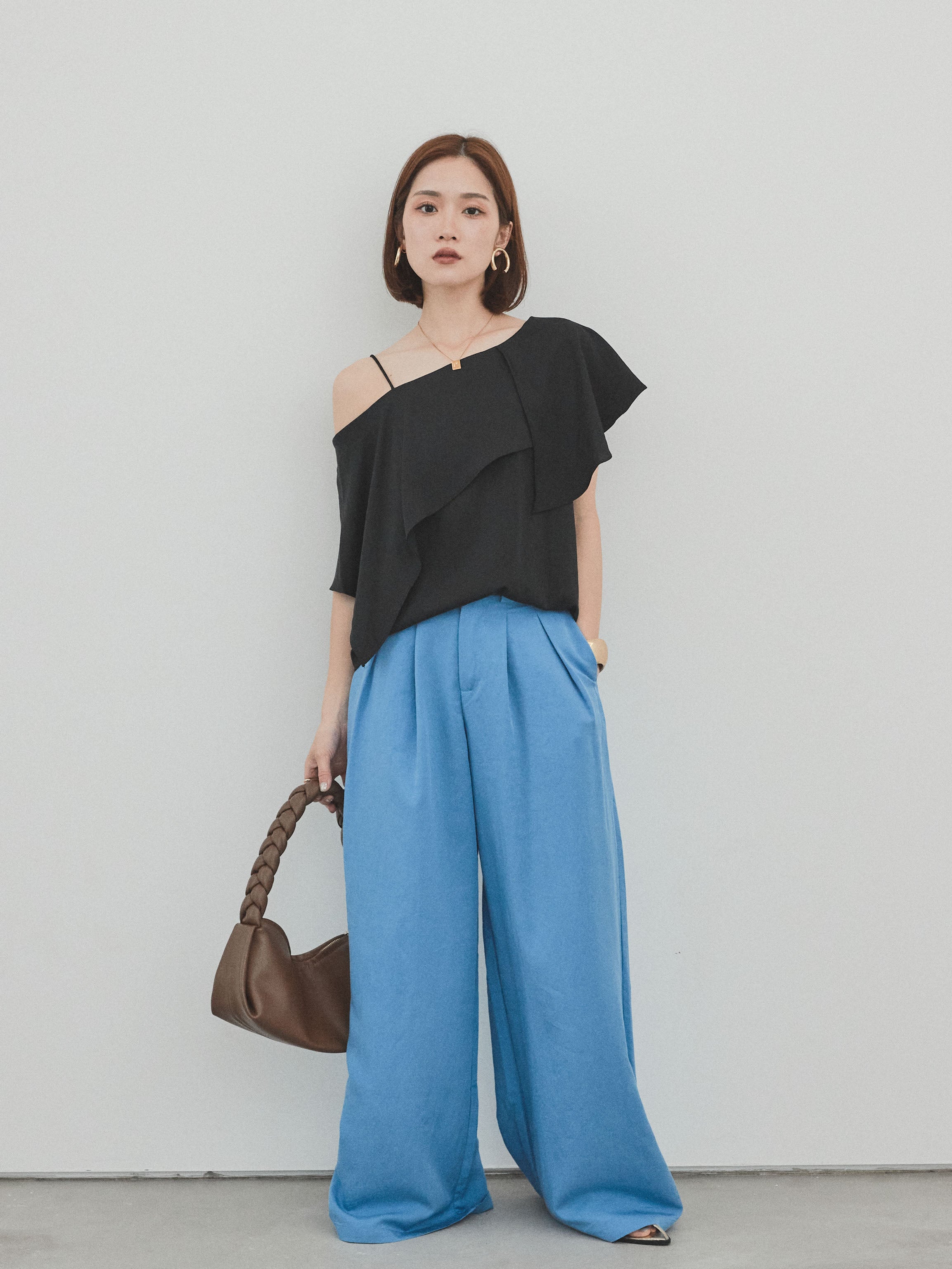 予約]リネンタッチタックワイドパンツ/ブルー – Lumier