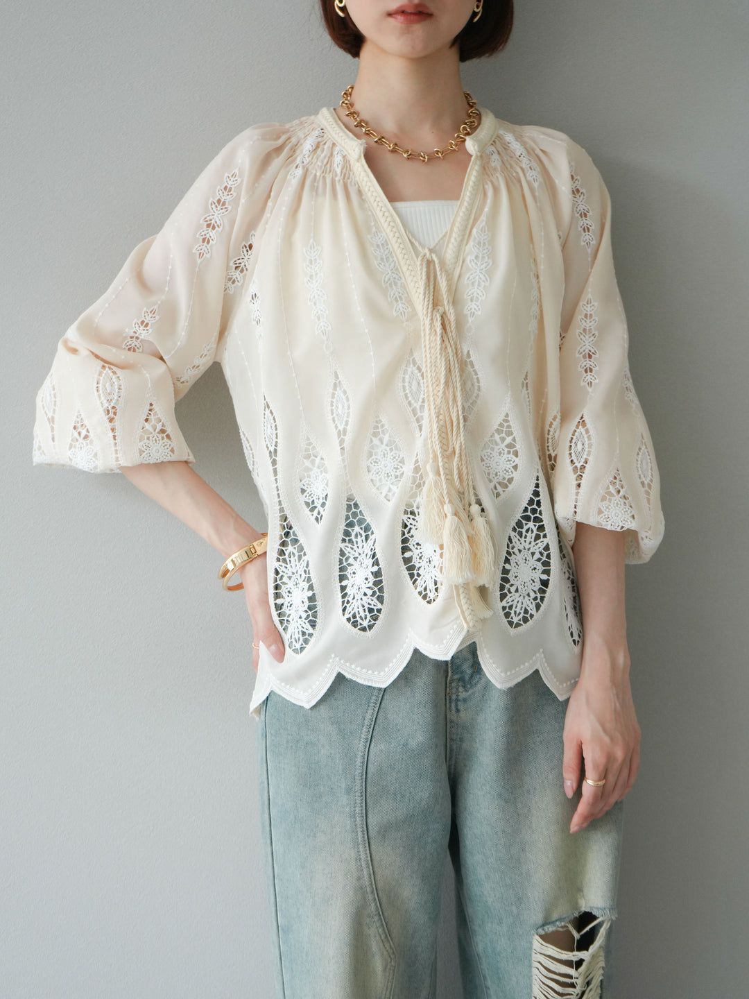 [予約]刺繍デザインブラウス/アイボリー