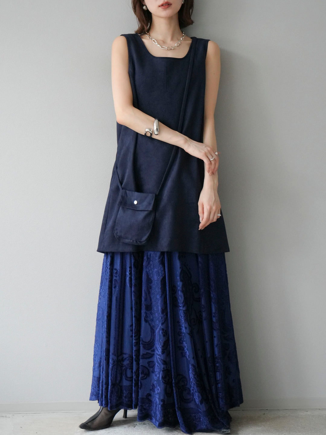 [予約]アンティーク柄フロッキーマキシスカート/ブルー