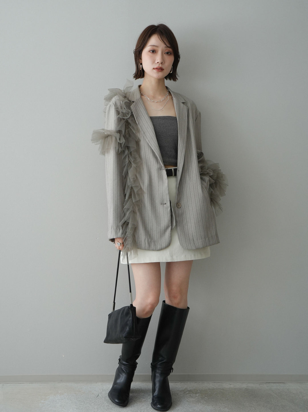 [予約]アシンメトリーチュールストライプジャケット/greige