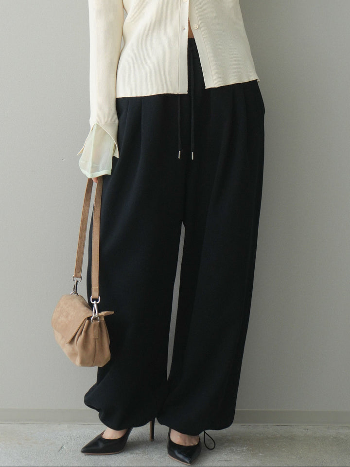 [予約]裾ドロストタックスウェットパンツ/black
