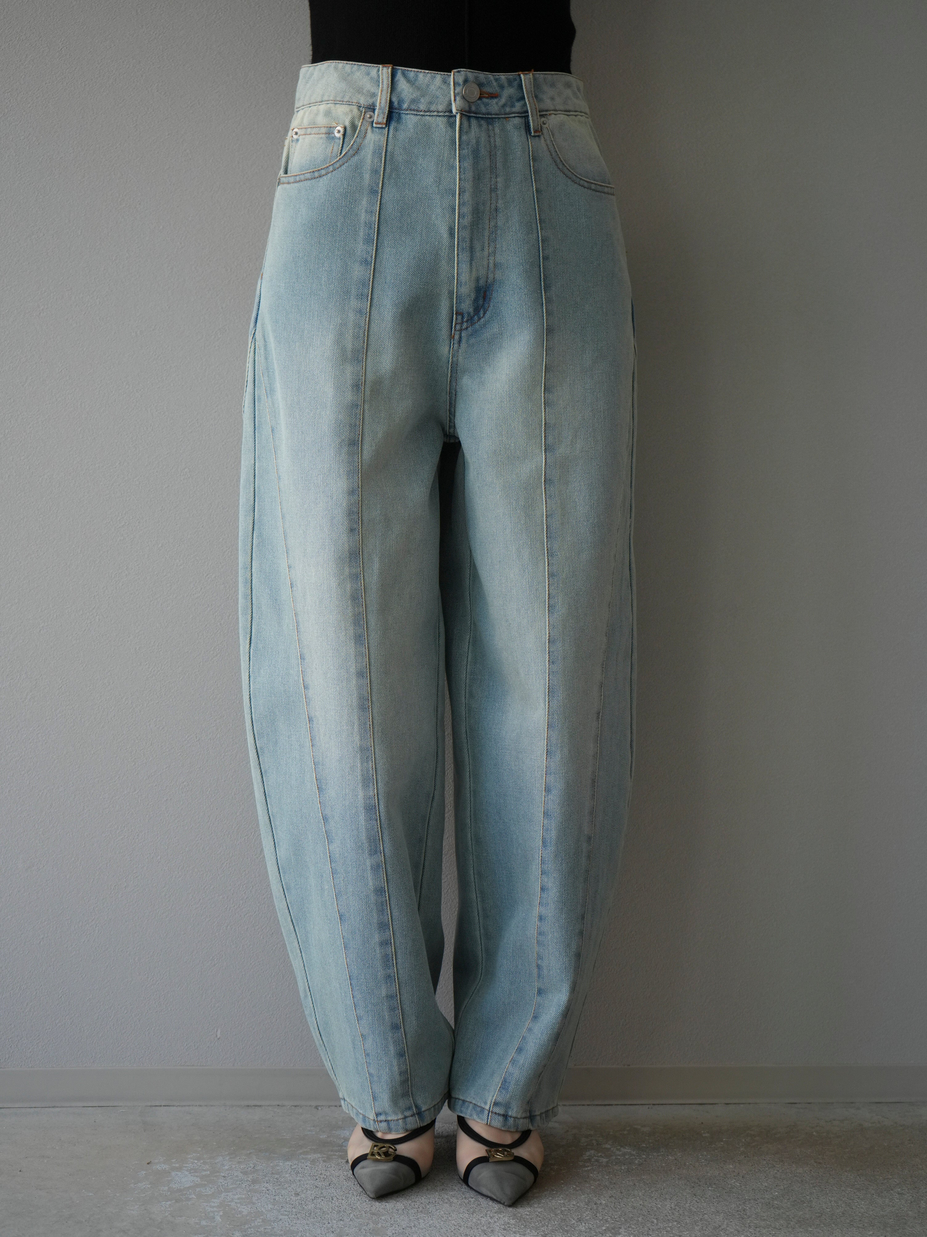 予約]切替デザインカーブデニム/ブリーチ – Lumier