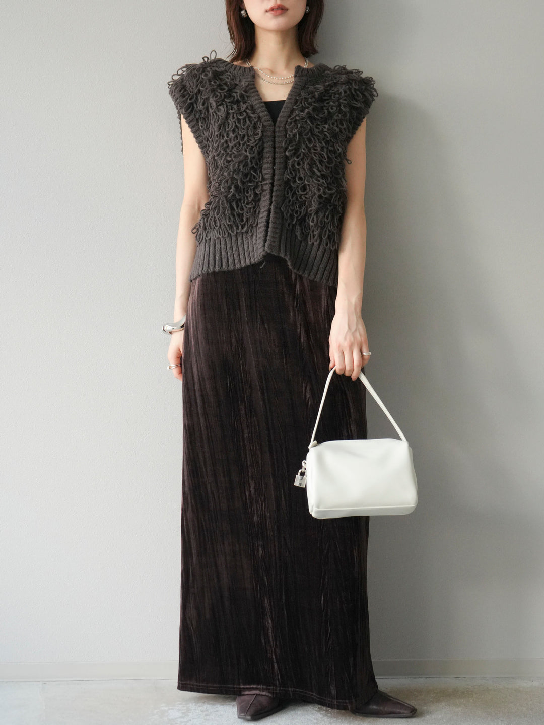 [SET]レザー襟オンブレチェックオーバーシャツ +ループデザインホックベスト +クラッシュベロアナロースカート(3set)