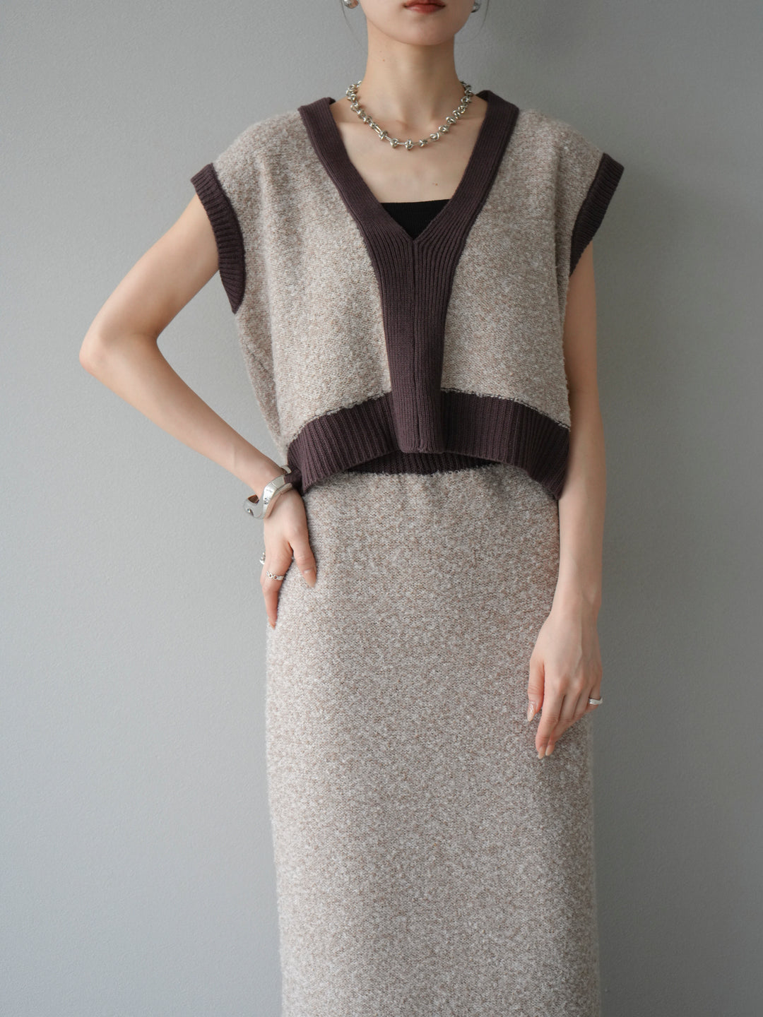 [予約]ブークレバイカラーニットベスト/ベージュ