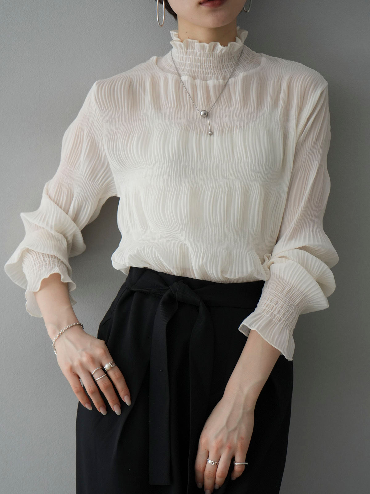 Pre-order] Shirring Chiffon Blouse/Ivory – Lumier