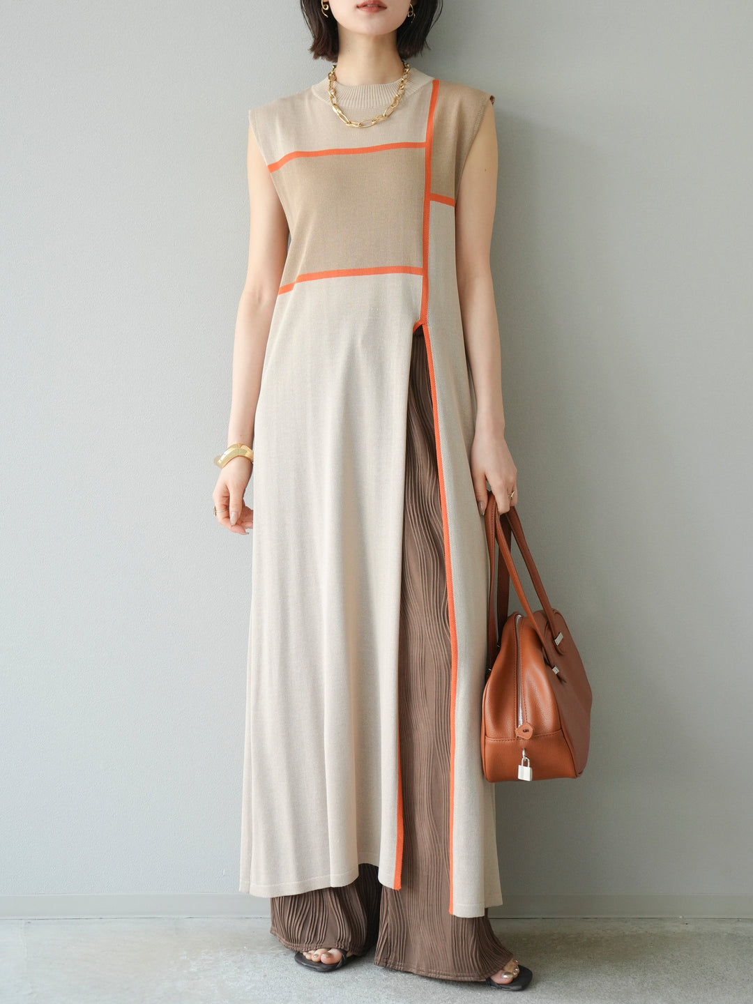 [SET] 配色開衩針織洋裝 + 波浪滾邊休閒褲 (2件套)