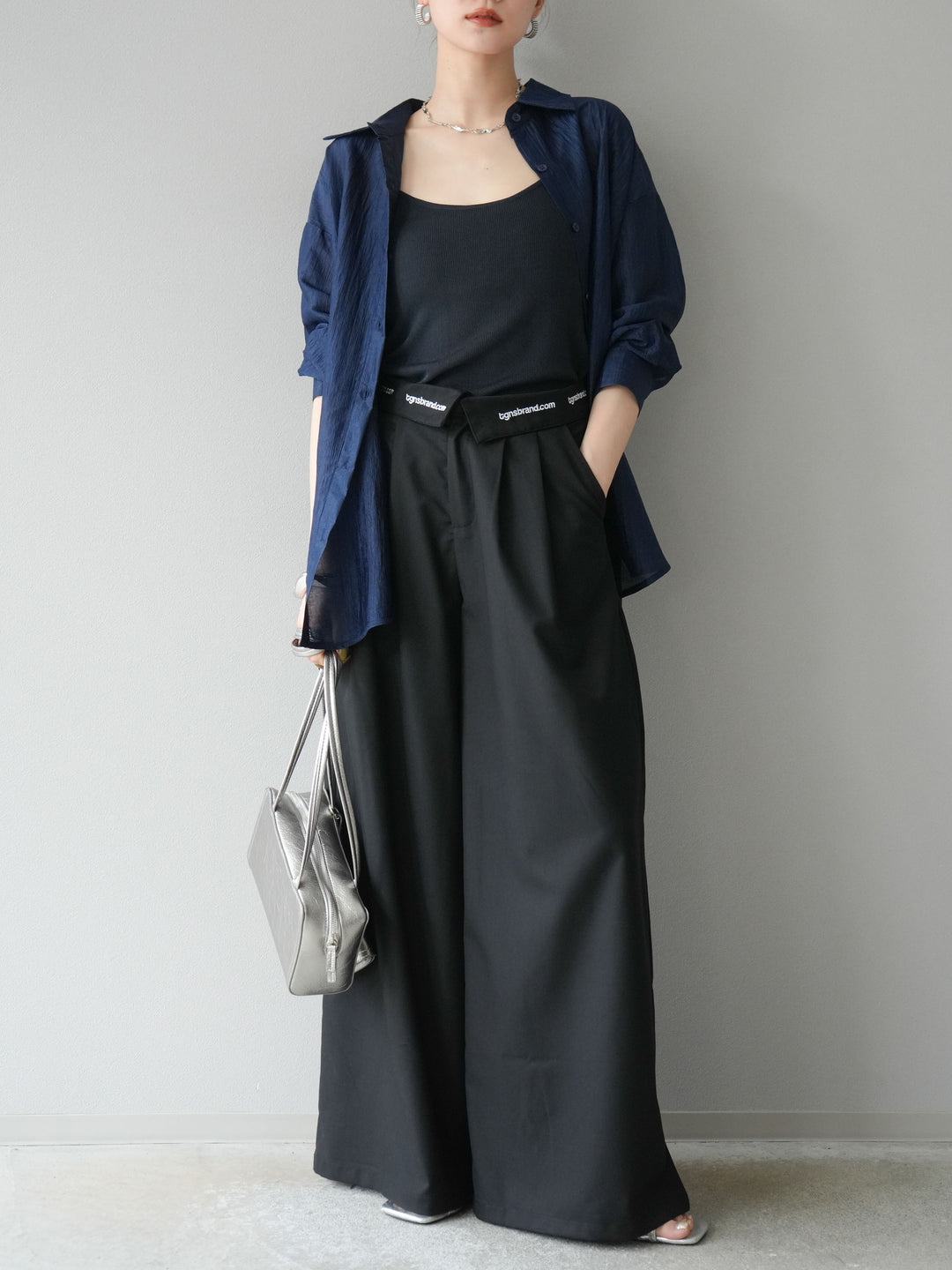 [予約]ウエスト折り返しロゴタックワイドパンツ/ブラック