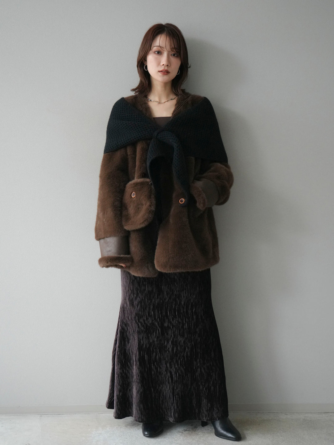 [予約]バッグ付エコファーノーカラーコート/brown