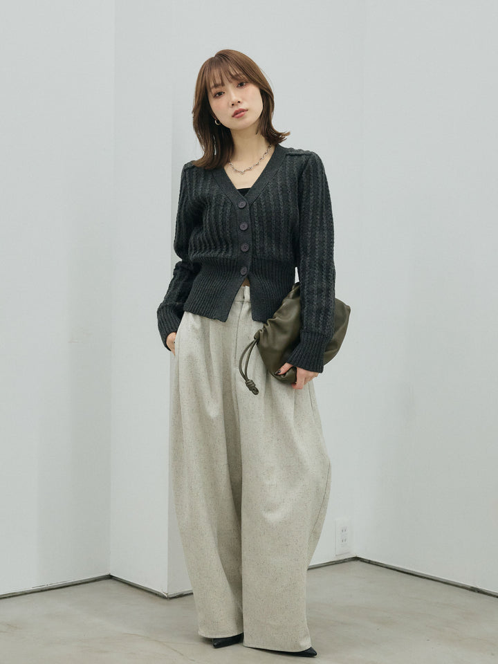 【Allure】[SET]編みこみVネックニットカーディガン+モックスカルゼサイドタックコクーンパンツ(2set)