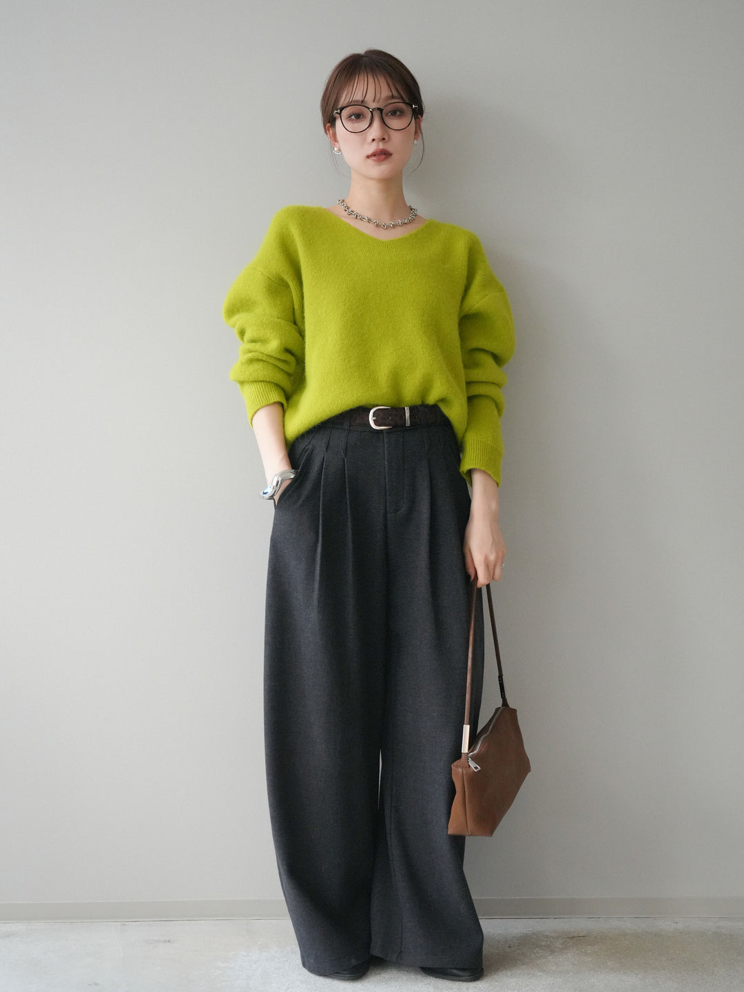 [予約]シュシュ付きアンゴラタッチVネックニットプルオーバー/green