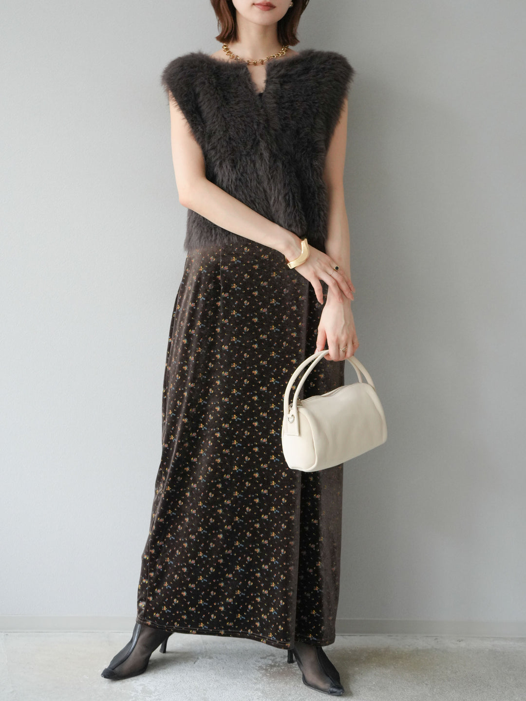 [予約]ベロアフラワープリントIラインスカート/ブラウンxイエロー