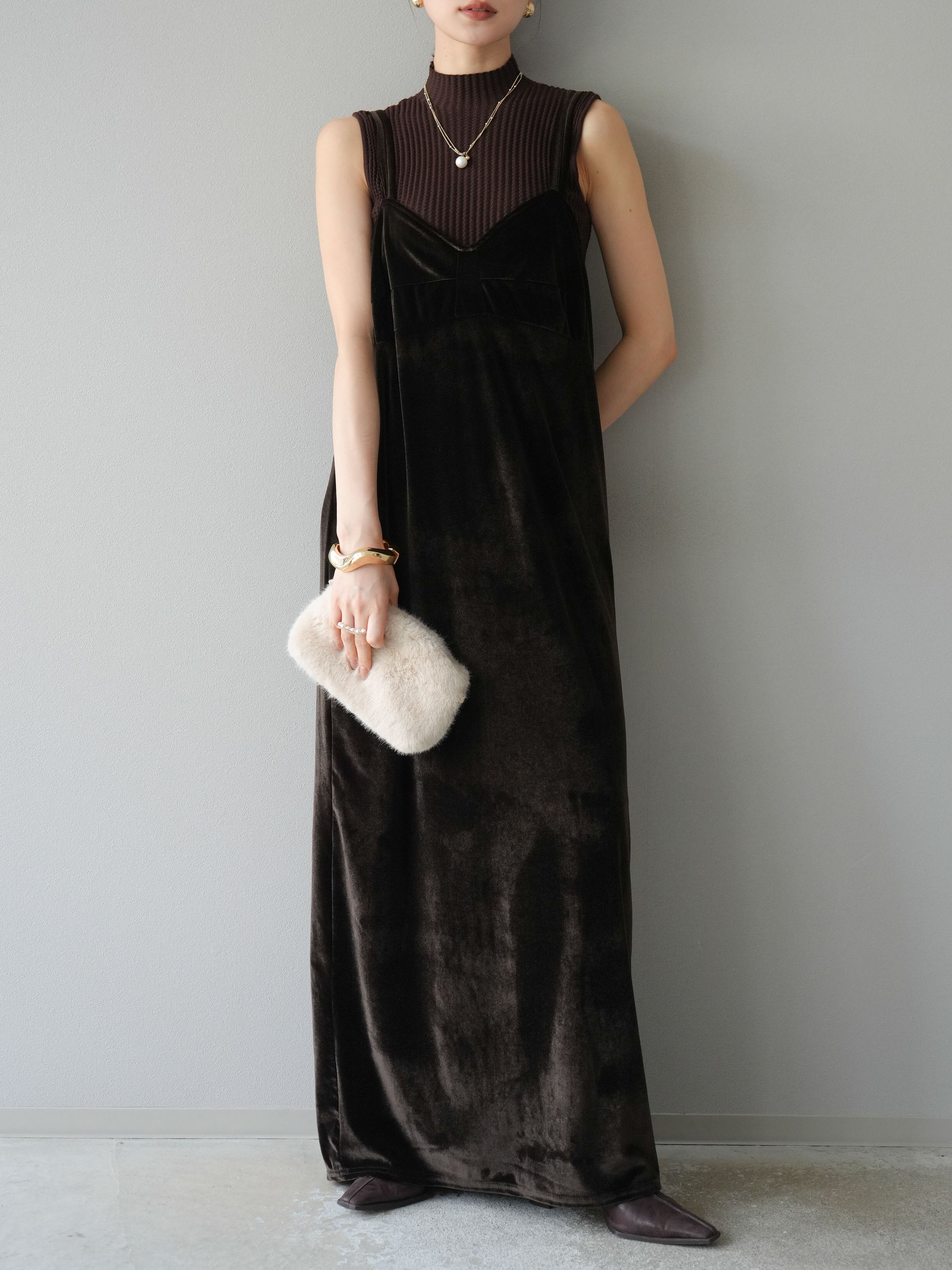 予約]ベロアビスチェキャミワンピース/ブラウン – Lumier