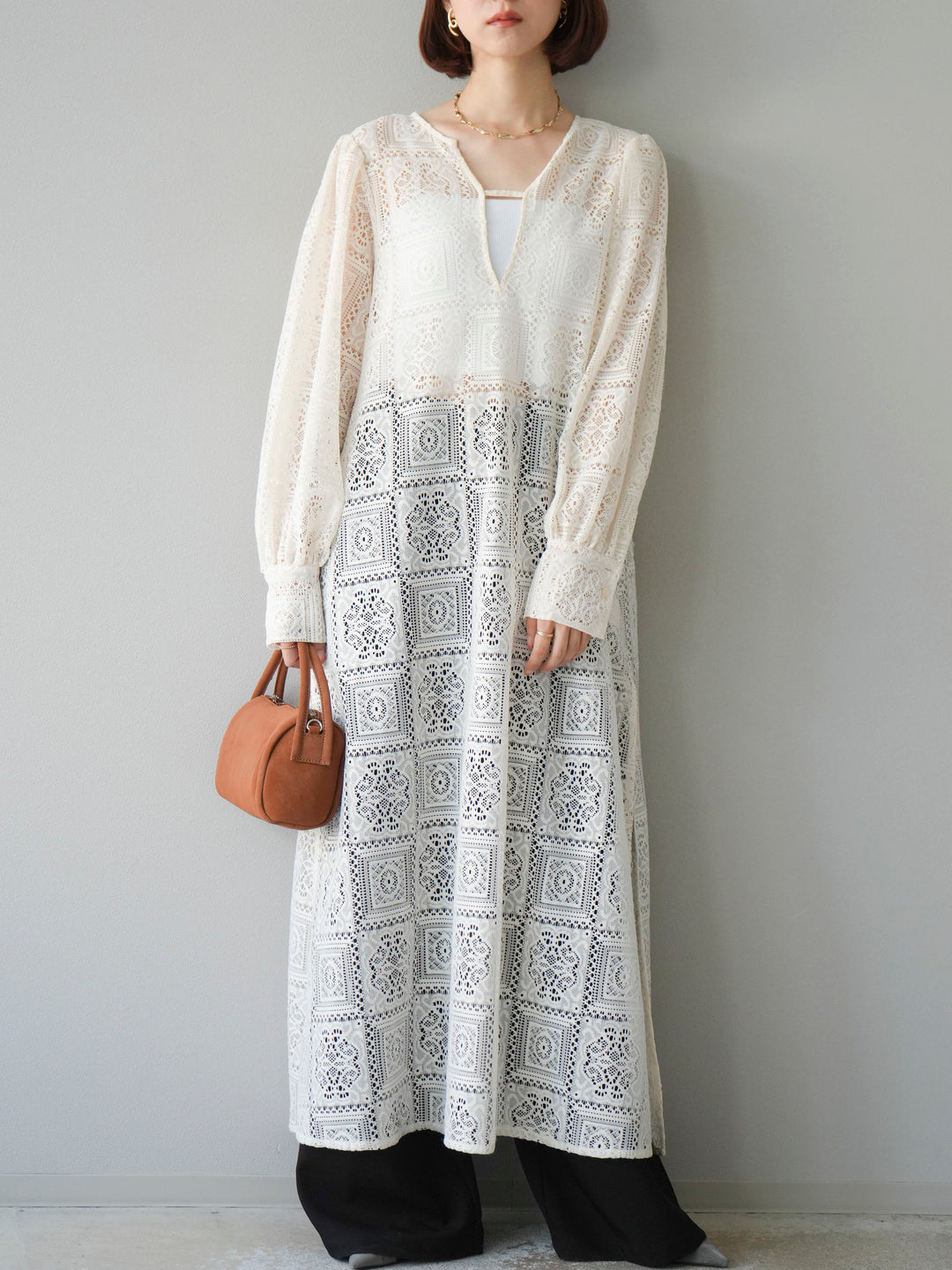 [預購] 皮帶環設計寬褲/黑色