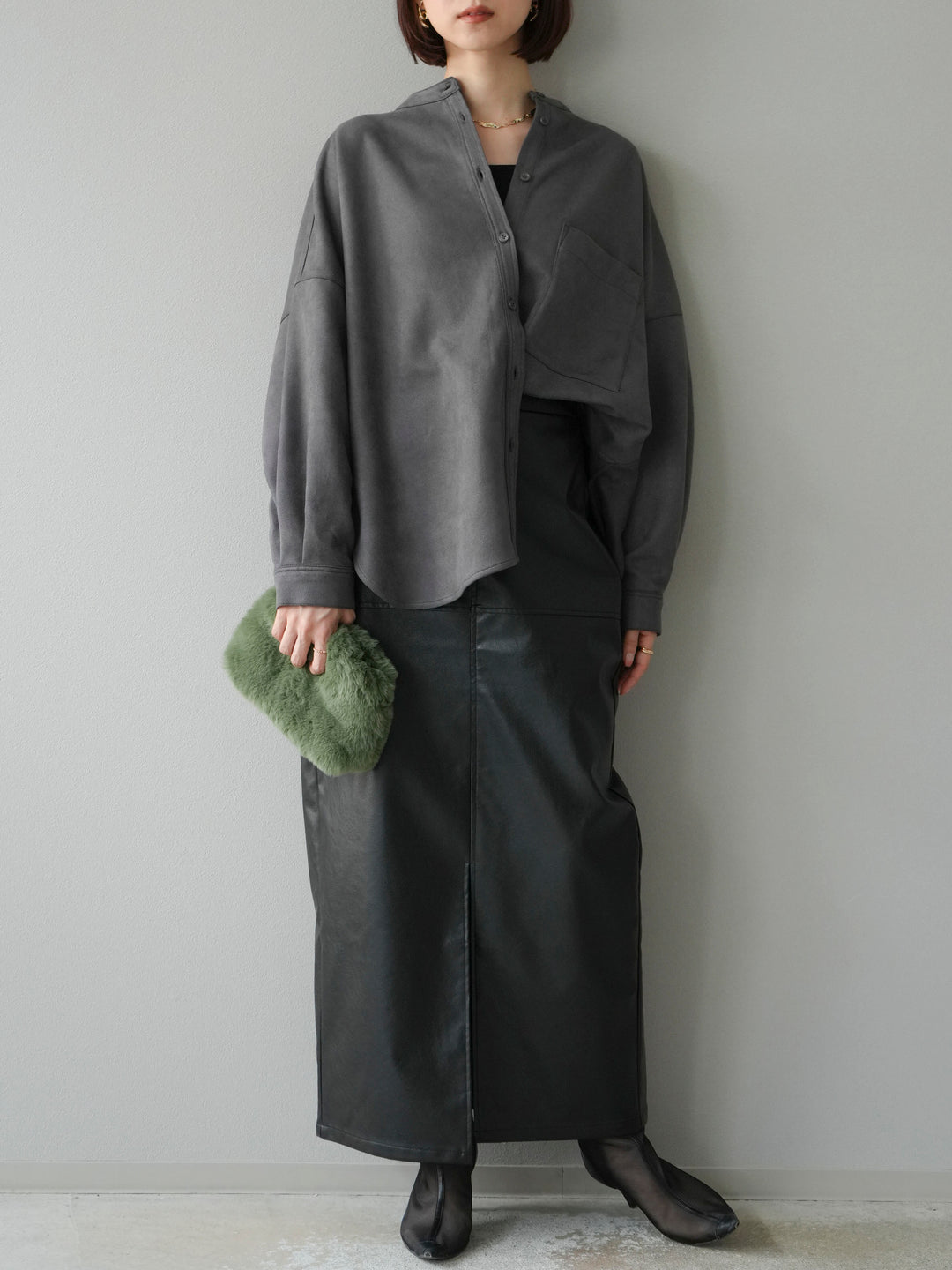 [予約]フェイクレザーフロントスリットスカート/ブラック