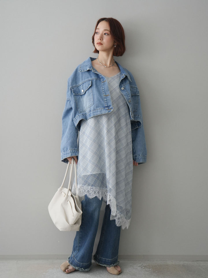 【套裝】牛仔短版襯衫外套+不對稱格紋蕾絲吊帶背心+流蘇半喇叭牛仔褲（三件套）
