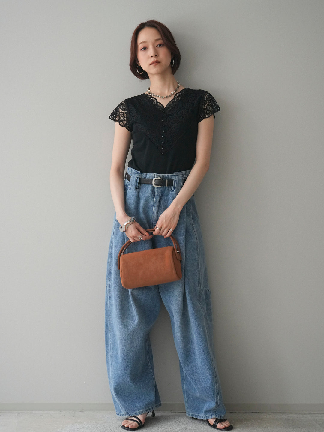 [SET]パールボタンレース切替ニットトップス+ハイウエストベルトループデザインデニムパンツ(2set)