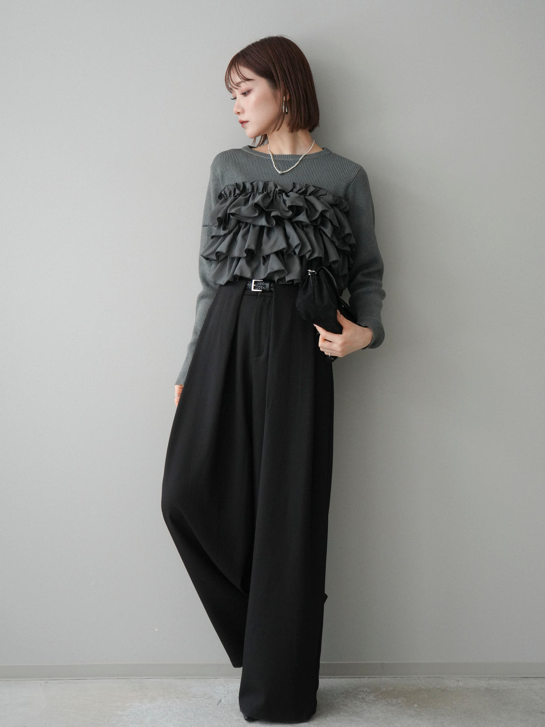 [予約]フリルビスチェドッキングスポンジニットプルオーバー/gray