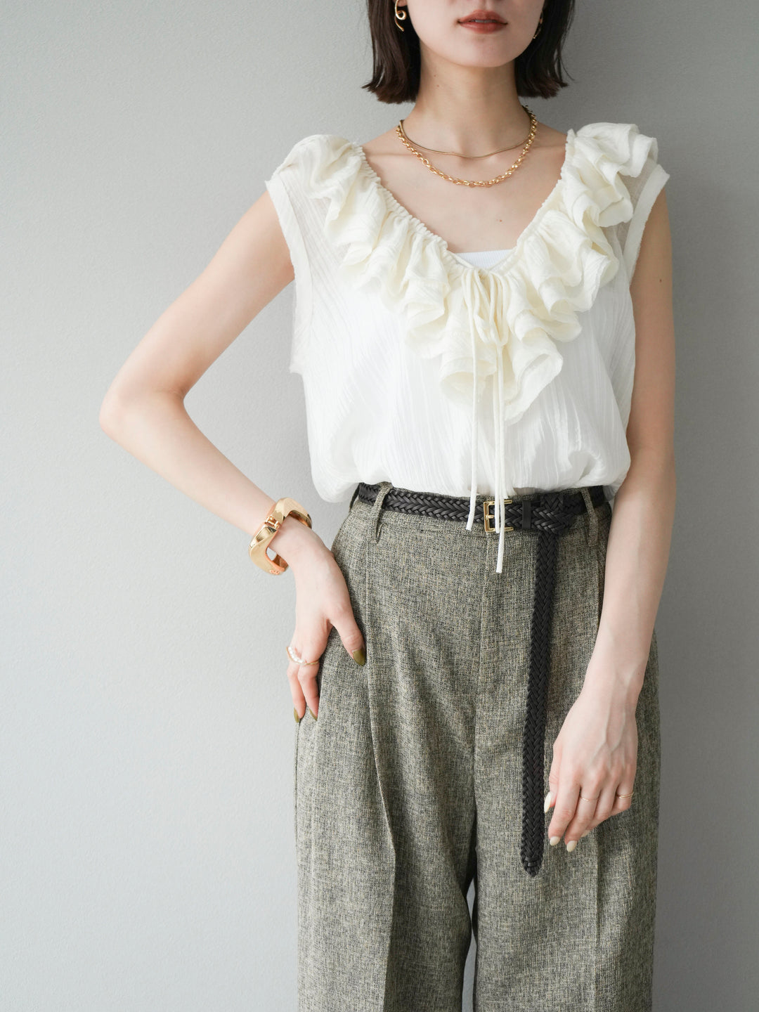 [予約]ワッシャーラッフルノースリーブブラウス/アイボリー