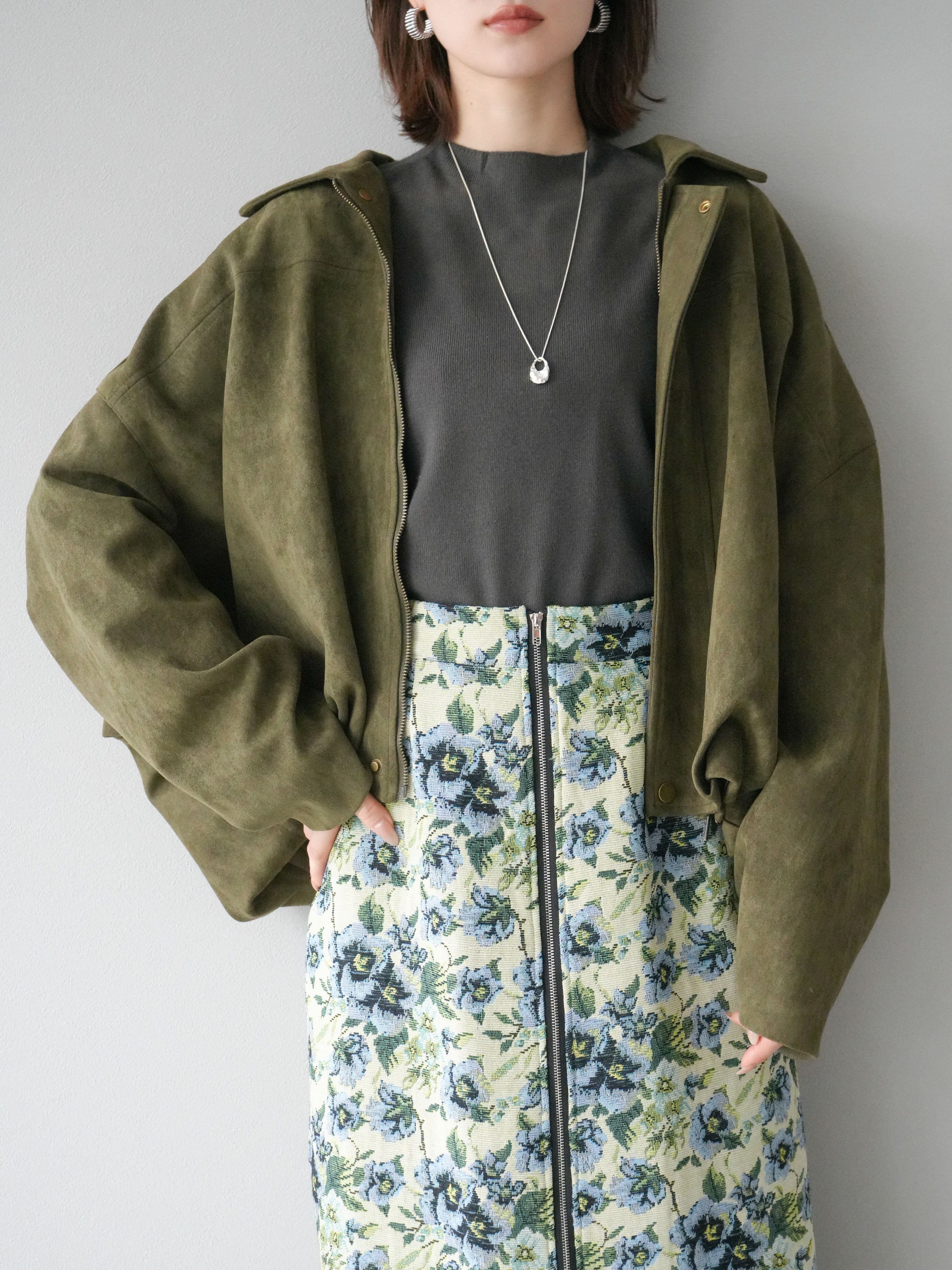 【美品】CORDUROY OVER ブルゾン カーキ 20%OFF]スウェードオーバーブルゾン/カーキ – Lumier