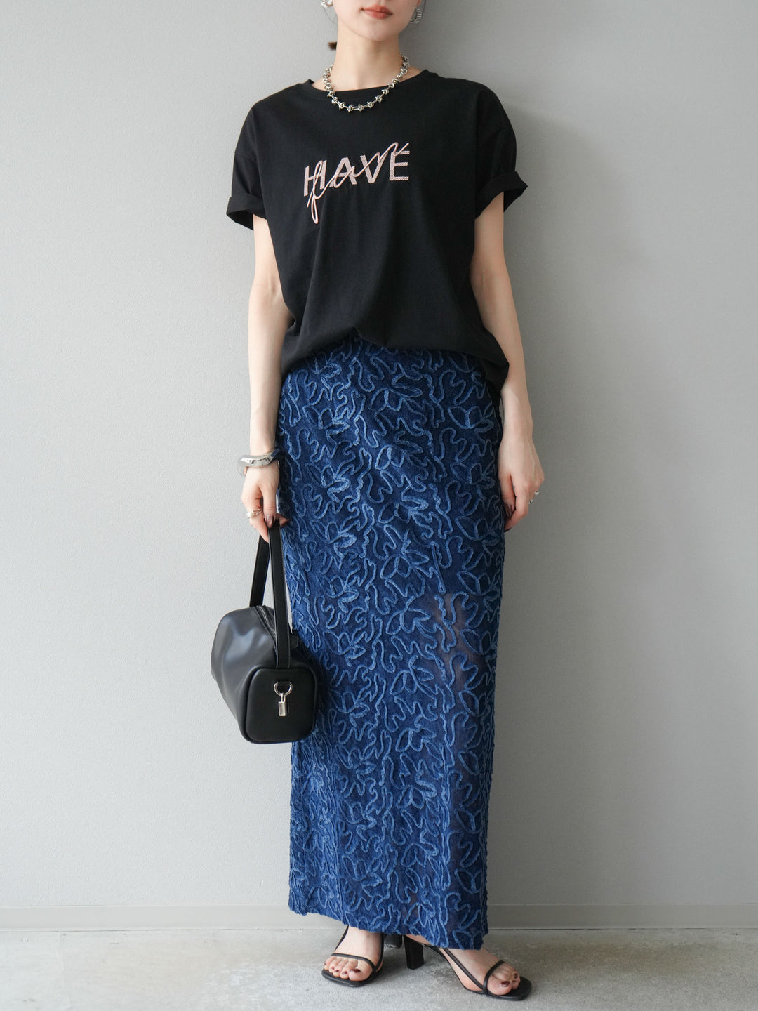 [予約]パイピングフラワーシアーベロアスカート/ネイビー