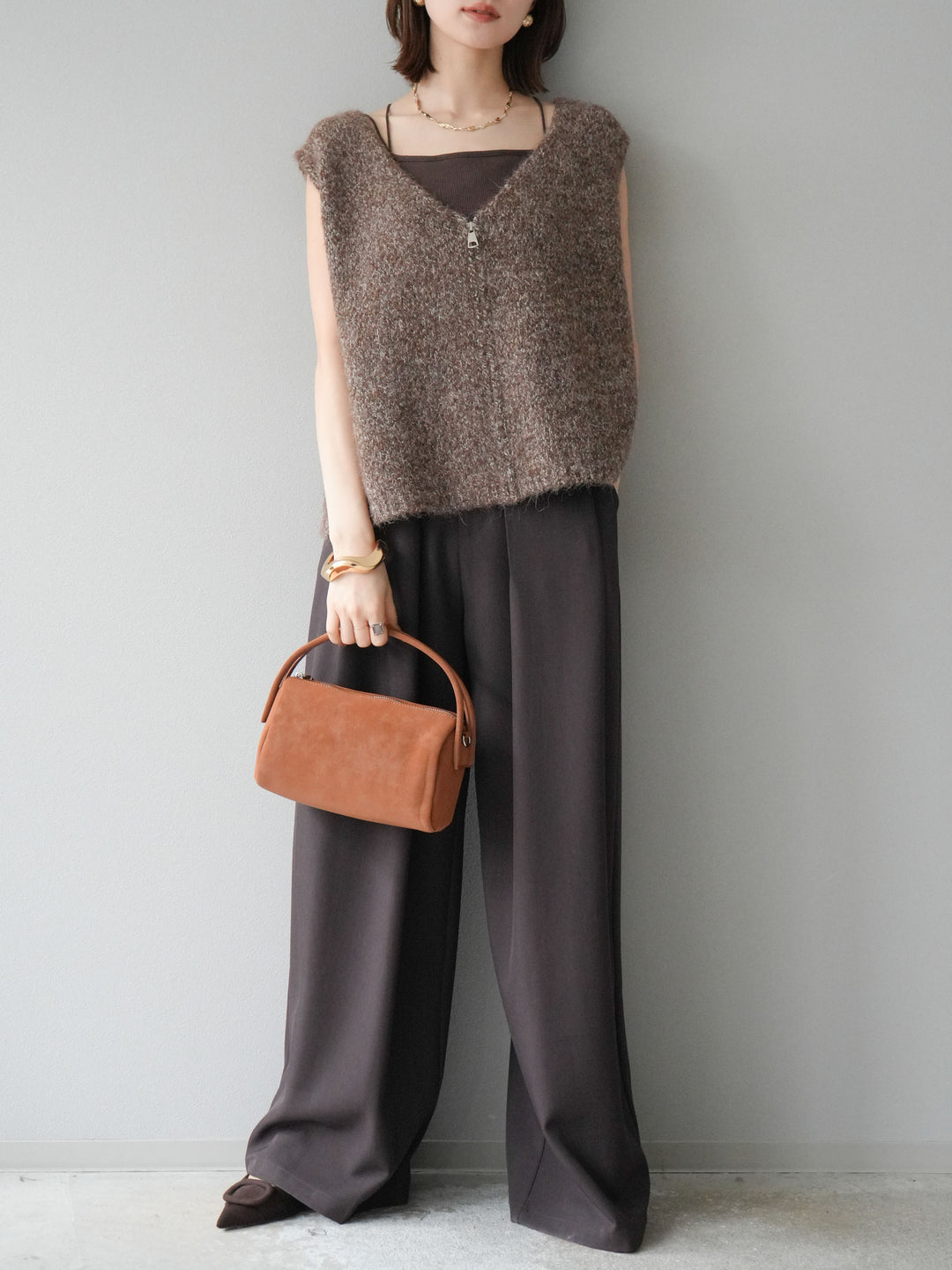 【預購】皮帶環設計寬褲/棕色