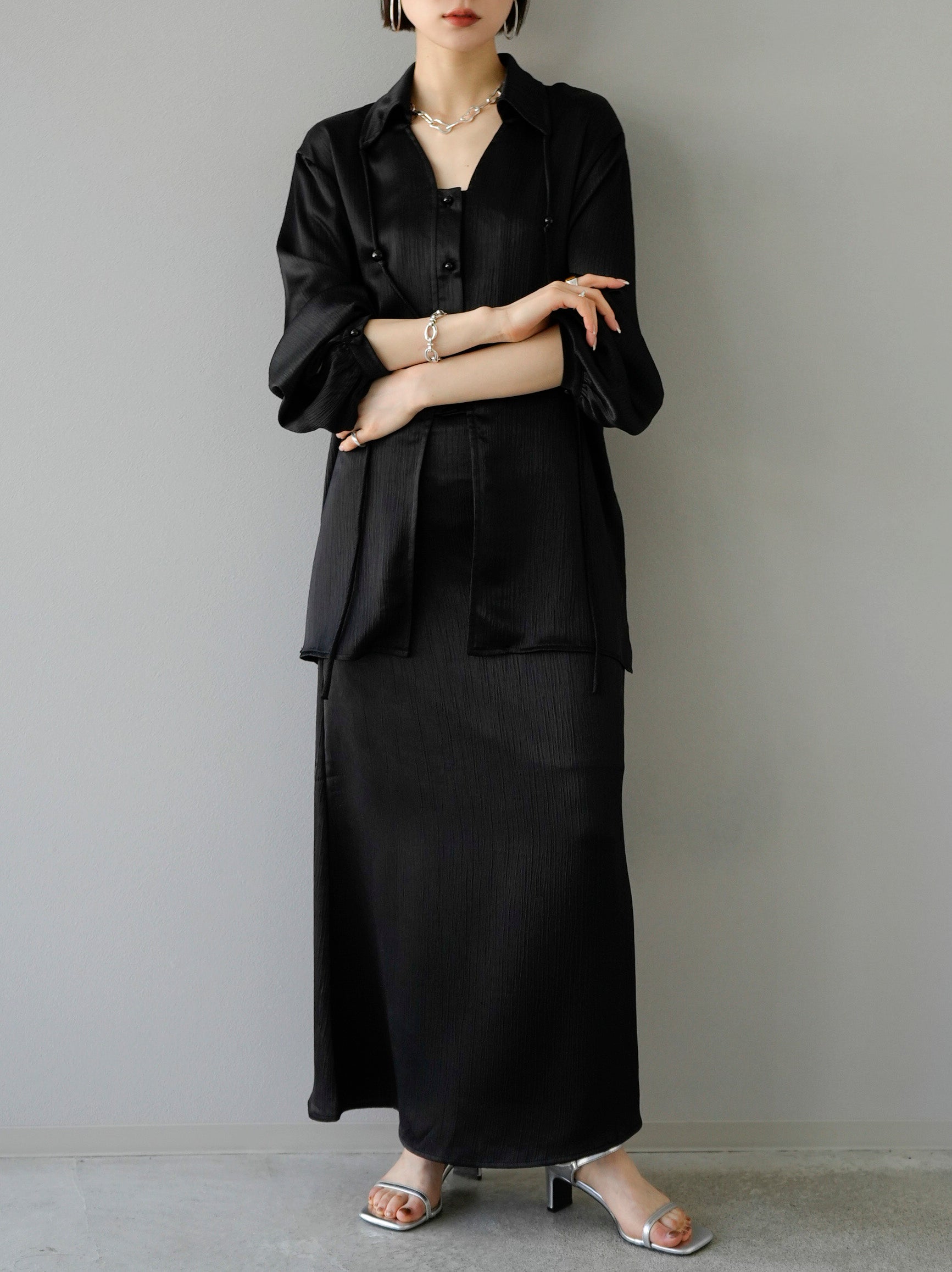 Pre-order] Satin willow blouse set/Black – Lumier