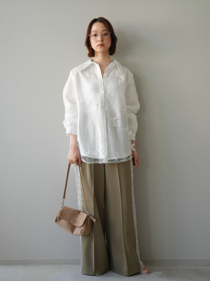 [予約]3Dバタフライエンブロイダリーブラウス/white