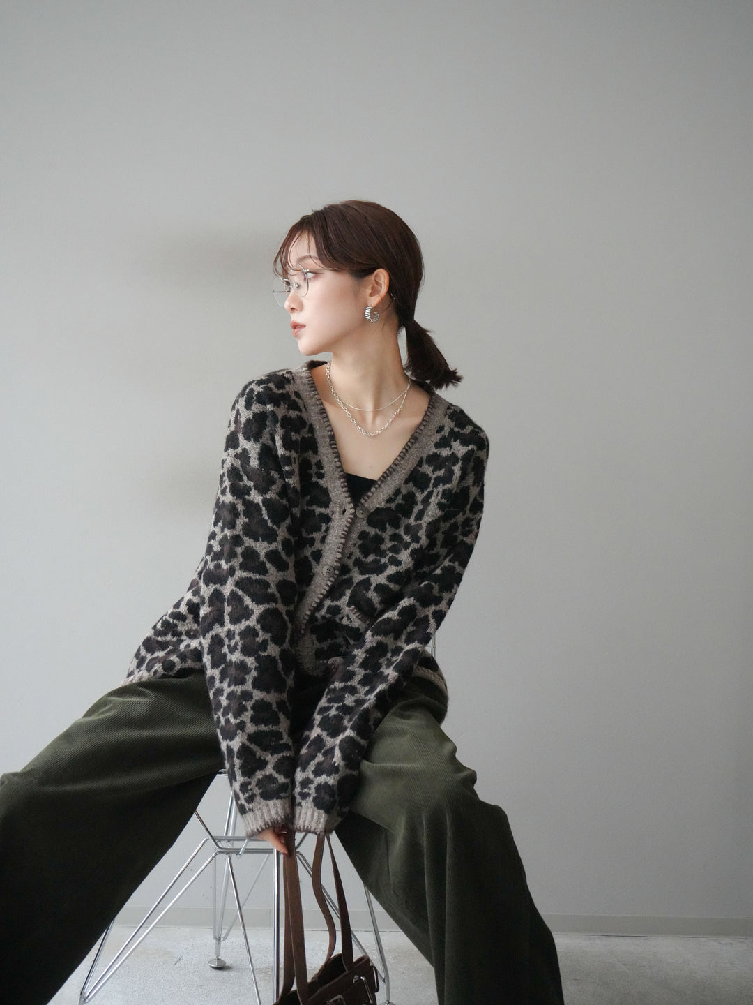 [予約]アニマル柄ステッチニットカーディガン/brown