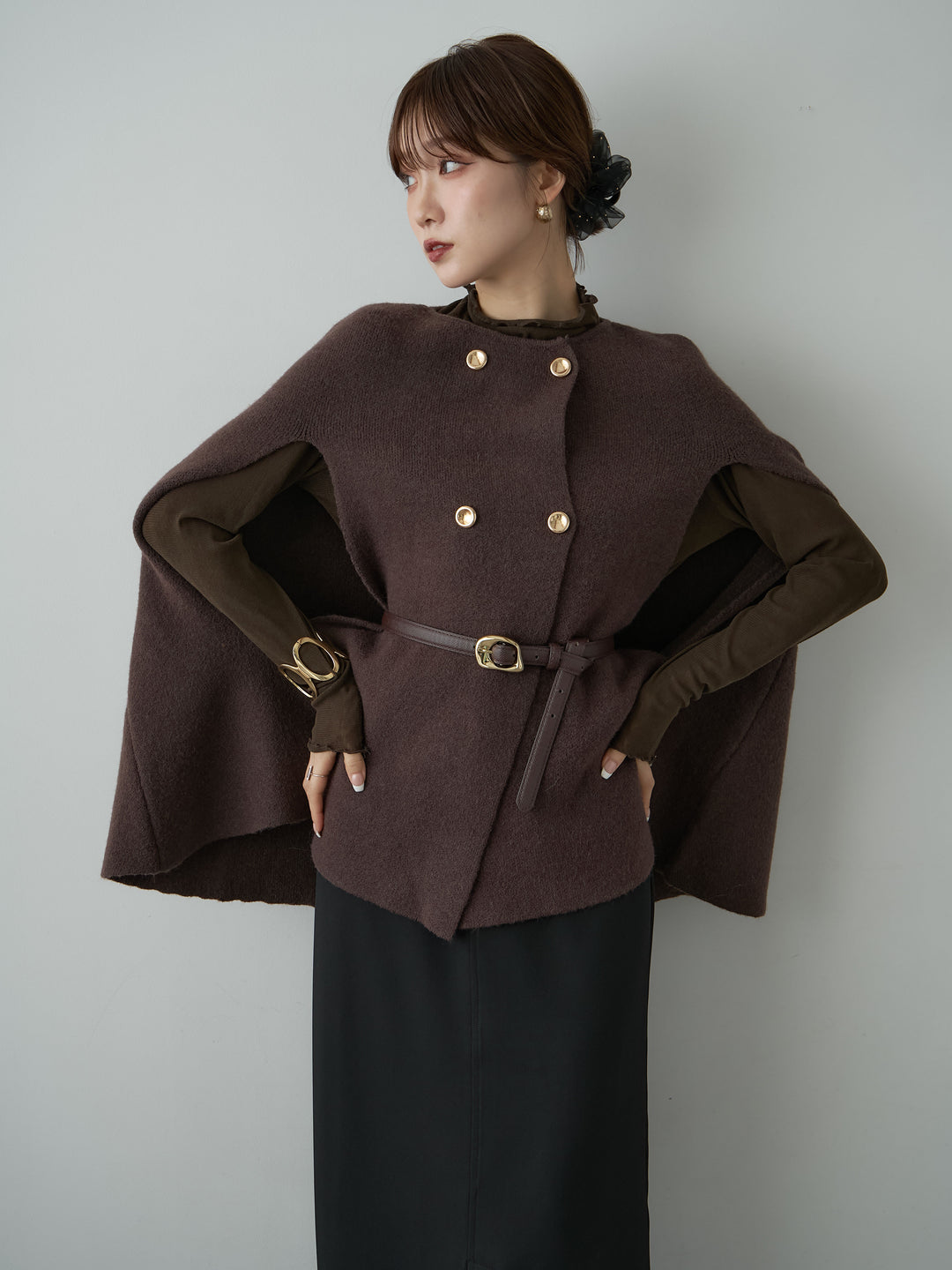[予約]ゴールドボタンニットケープコート/brown