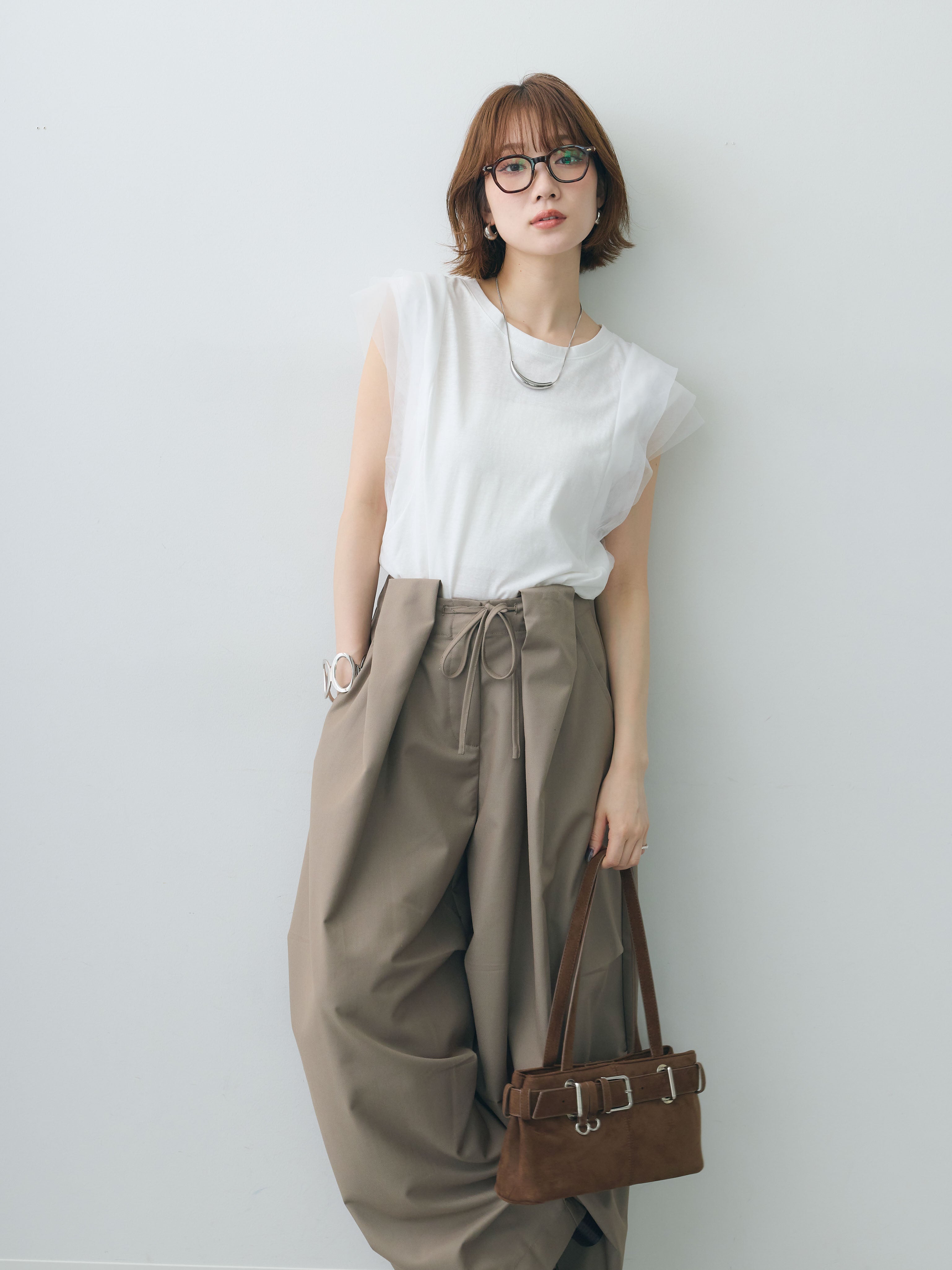 SET]ショルダーチュールノースリTEE+ベルトループカーブタックワイド
