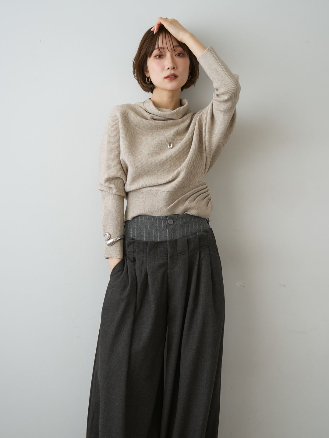[SET]ハイネックサイドボタンギャザーニットトップス+ウエストデザインドロストワイドパンツ(2set)