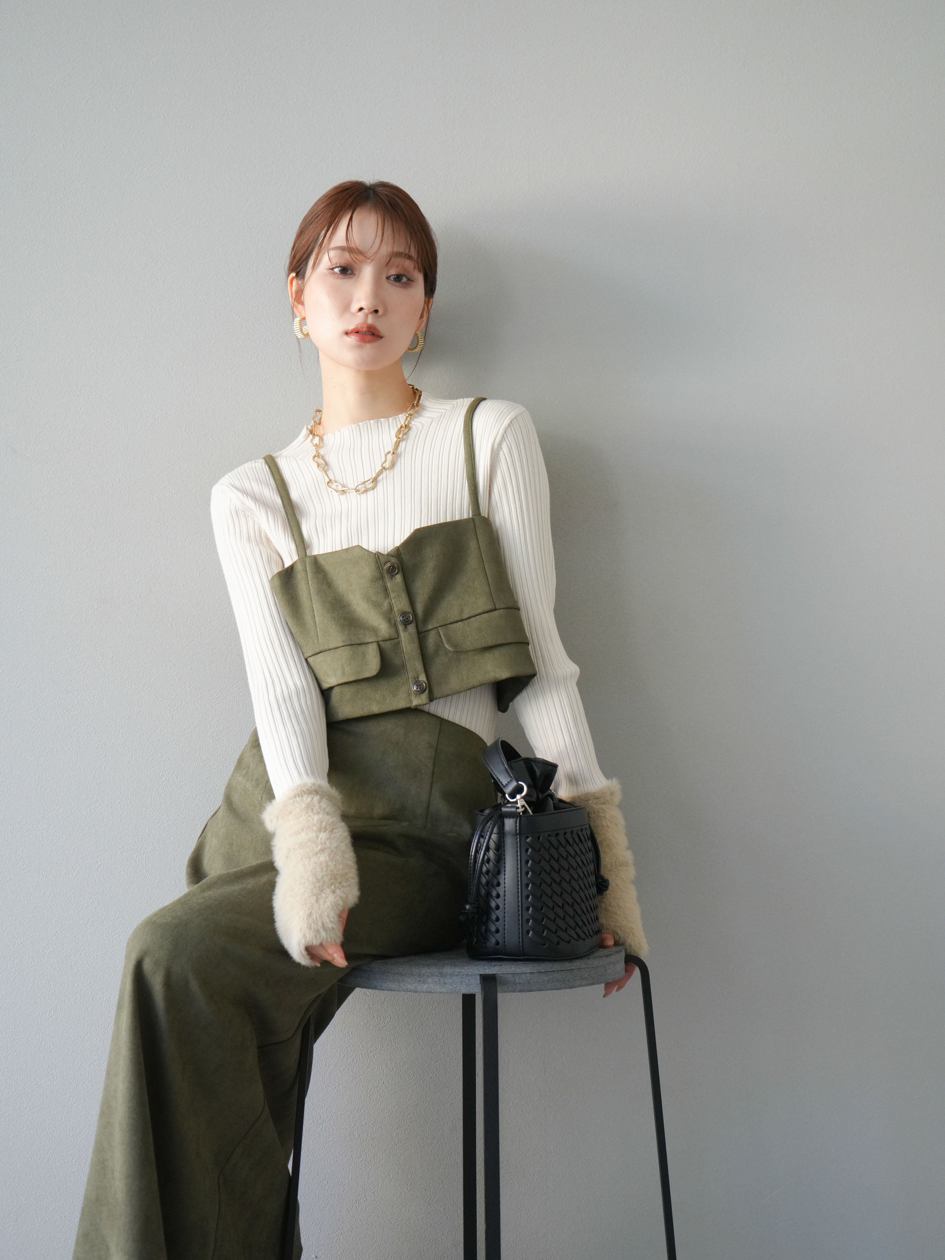 SET]スウェードビスチェ+アームシャギーランダムリブニットトップス+