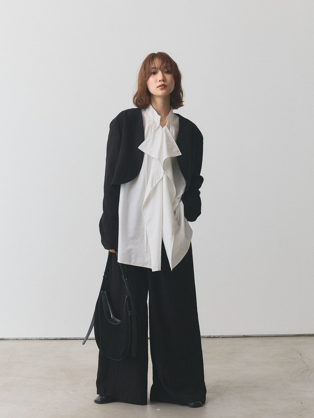 【Allure】[SET]ヘリンボーンショートジャケット＆ワイドパンツSET UP+ピーチスキンデザインネックオーバーシャツ(2set)