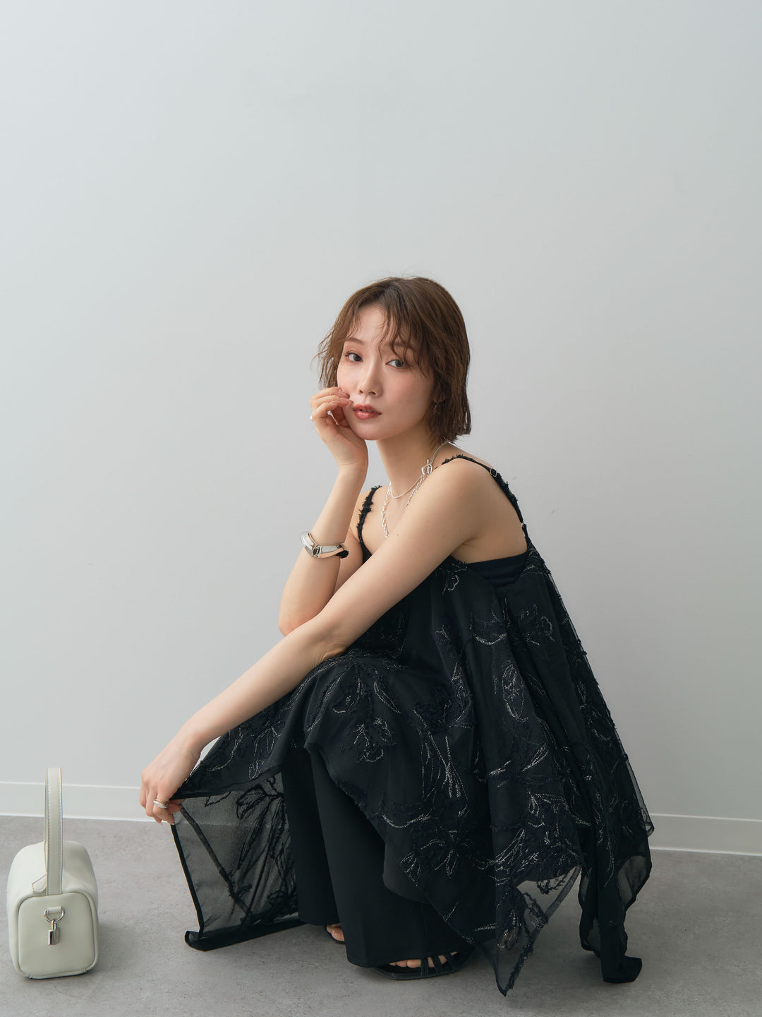 [予約]フラワージャガードアシメキャミソール/black