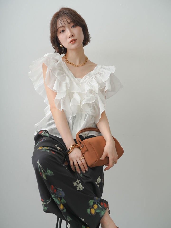 【預購】薄紗荷葉邊層疊V領襯衫 / 公尺白色