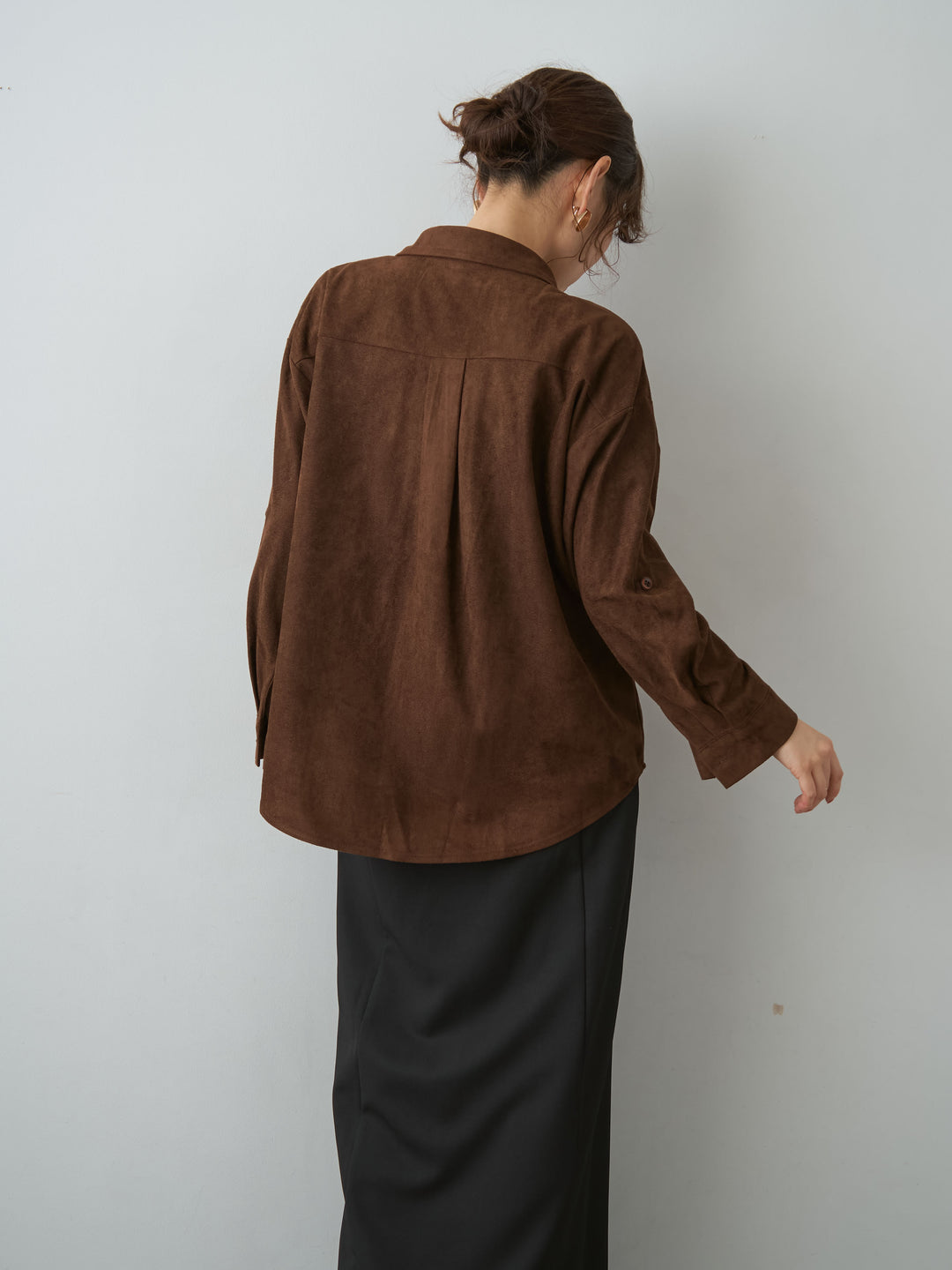 [SET]スウェードタッチWポケットシャツ+クレープデシンフラップ付きストレートスカート(2set)